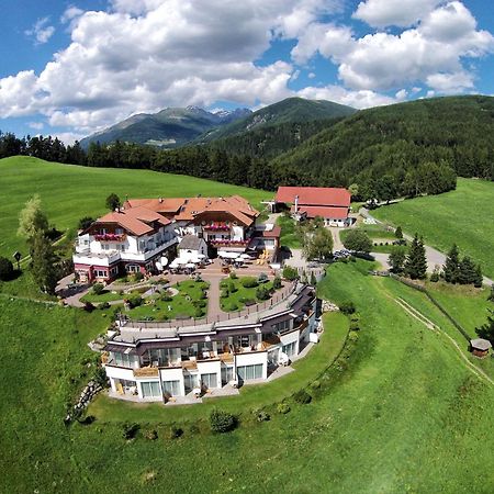 Hotel Amaten Bruneck Exterior foto